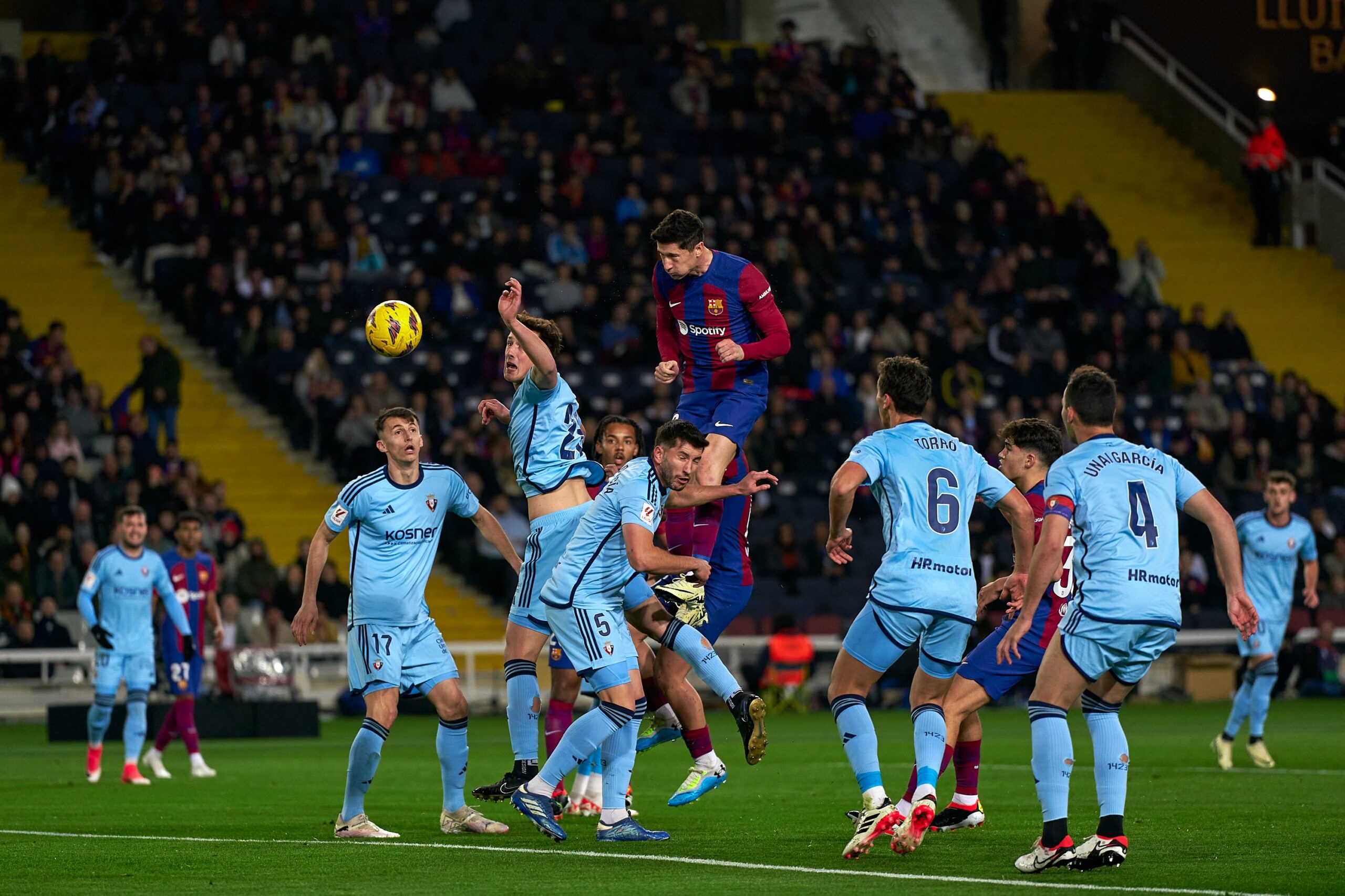 FC Barcelona vs Osasuna (01:00 – 01/02) | Xem lại trận đấu