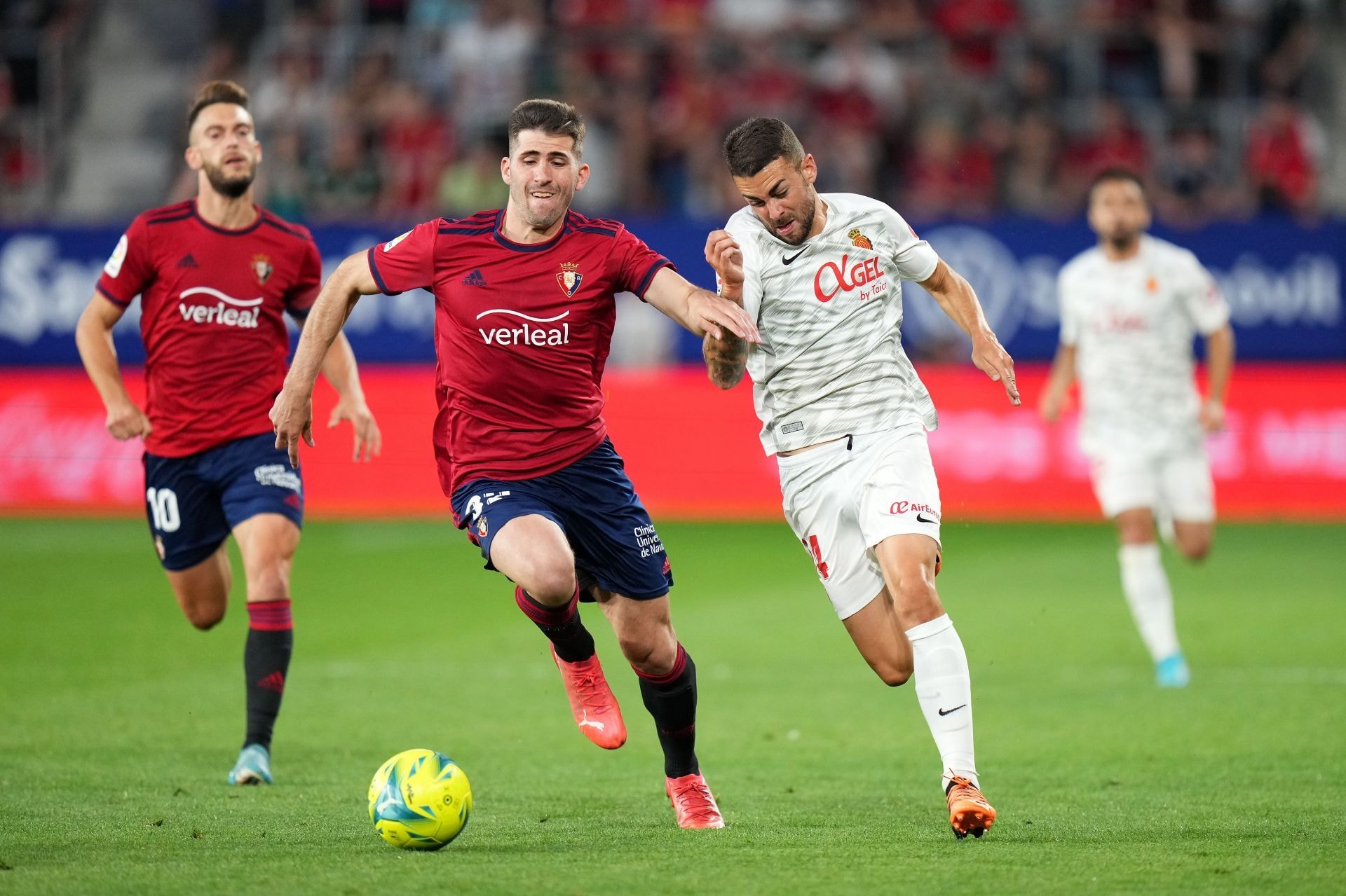 Nhận định soi kèo Mallorca vs Osasuna lúc 03h00 ngày 11/2/2025