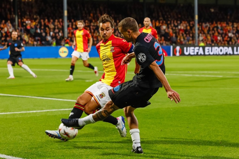 Nhận định soi kèo Go Ahead Eagles vs Aston Villa lúc 23h45 ngày 23/10/2025
