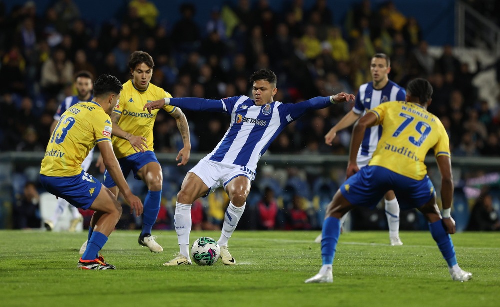 Nhận định soi kèo FC Porto vs Famalicao lúc 03h45 ngày 19/12/2025 nhan-dinh-soi-keo-fc-porto-vs-famalicao-luc-03h45-ngay-19-12-2025-1